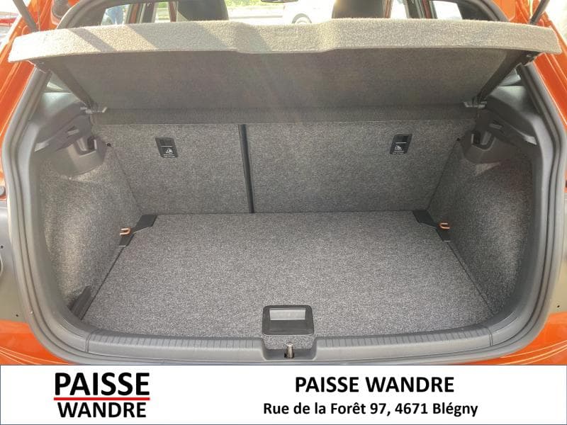 Volkswagen Polo VI Comfortline - 12