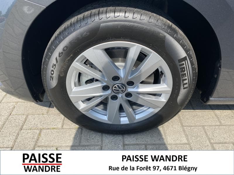 Volkswagen Touran III Highline - 9