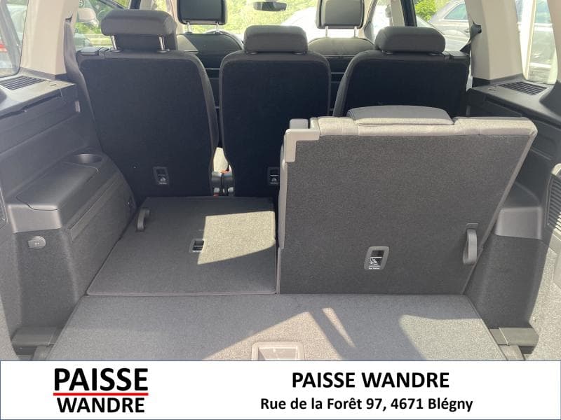 Volkswagen Touran III Highline - 14