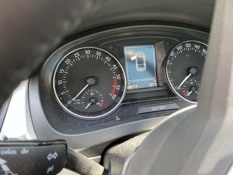Skoda Rapid Ambition - 12