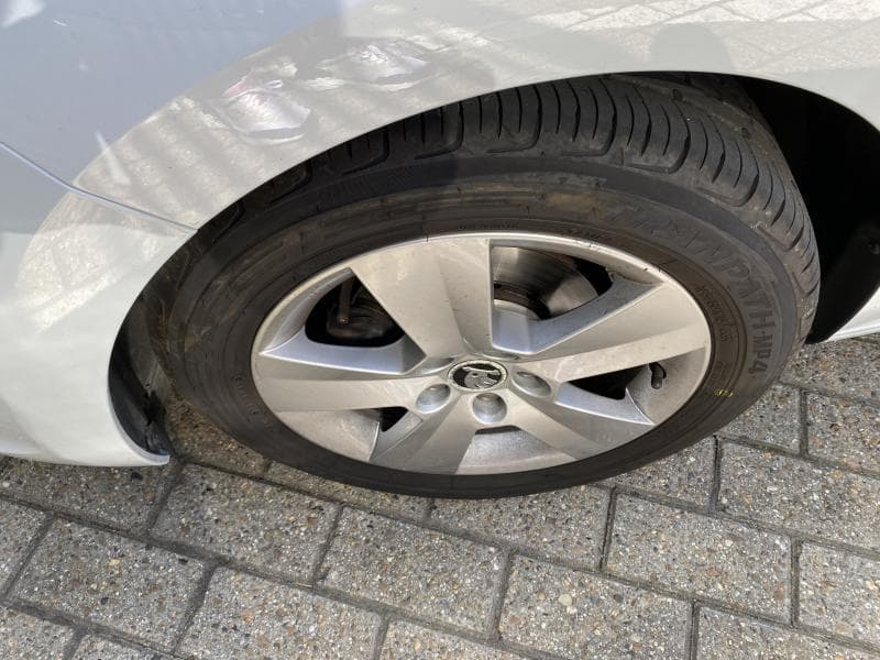Skoda Rapid Ambition - 17