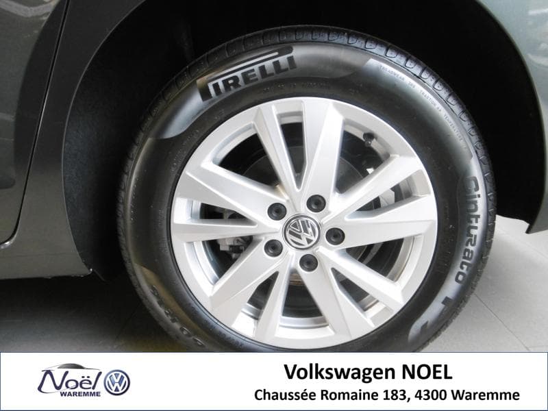 Volkswagen Touran Highline - 3