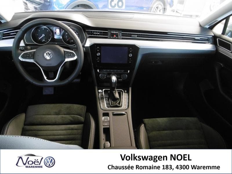 Volkswagen Passat Elegance - 6
