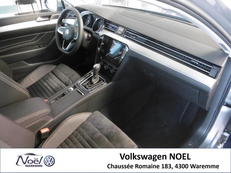 Volkswagen Passat Elegance - 7