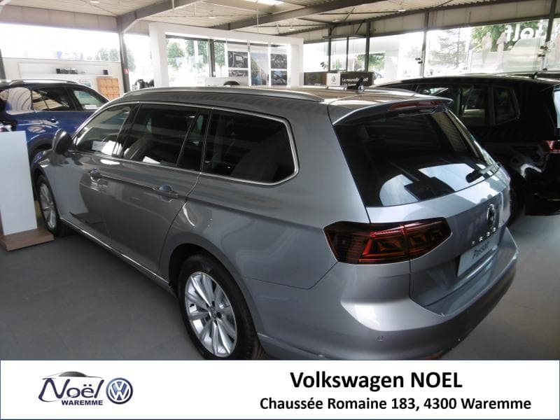 Volkswagen Passat Elegance - 2