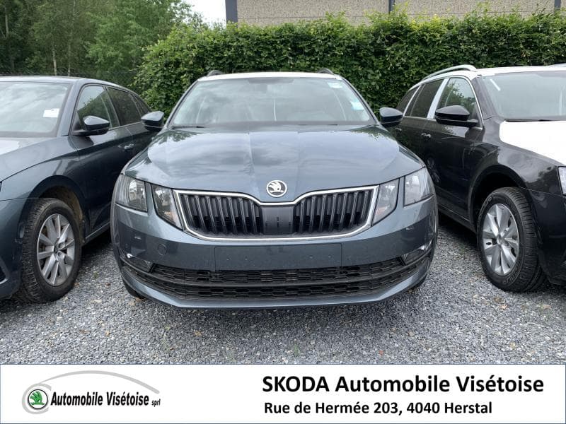 Skoda Octavia Ambition - 1