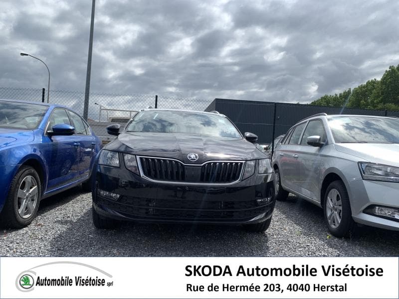 Skoda Octavia Ambition - 1