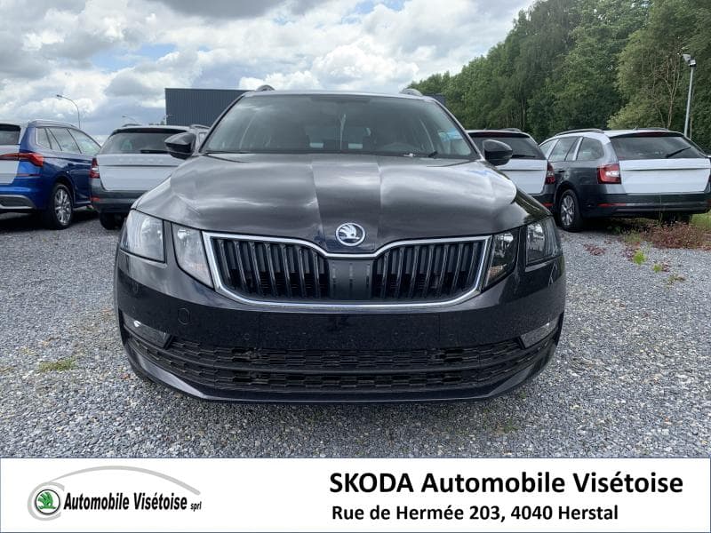 Skoda Octavia Ambition - 1