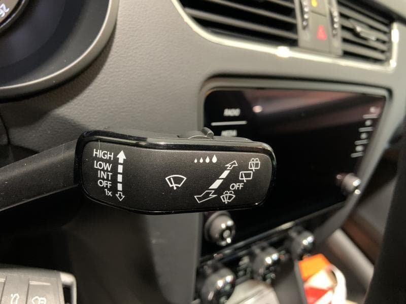 Skoda Octavia Park pilot/CA/BT - 10
