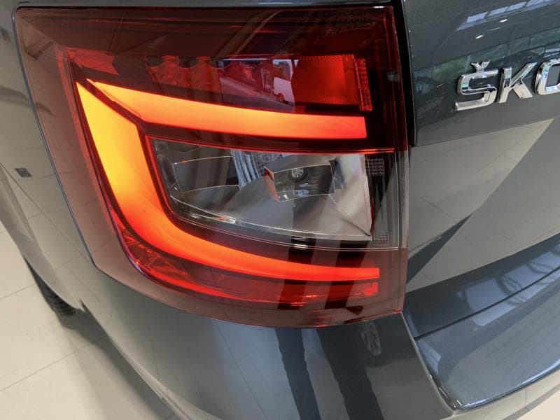 Skoda Octavia Park pilot/CA/BT - 18