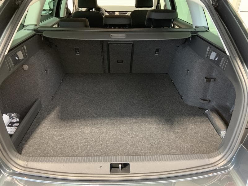 Skoda Octavia Park pilot/CA/BT - 17