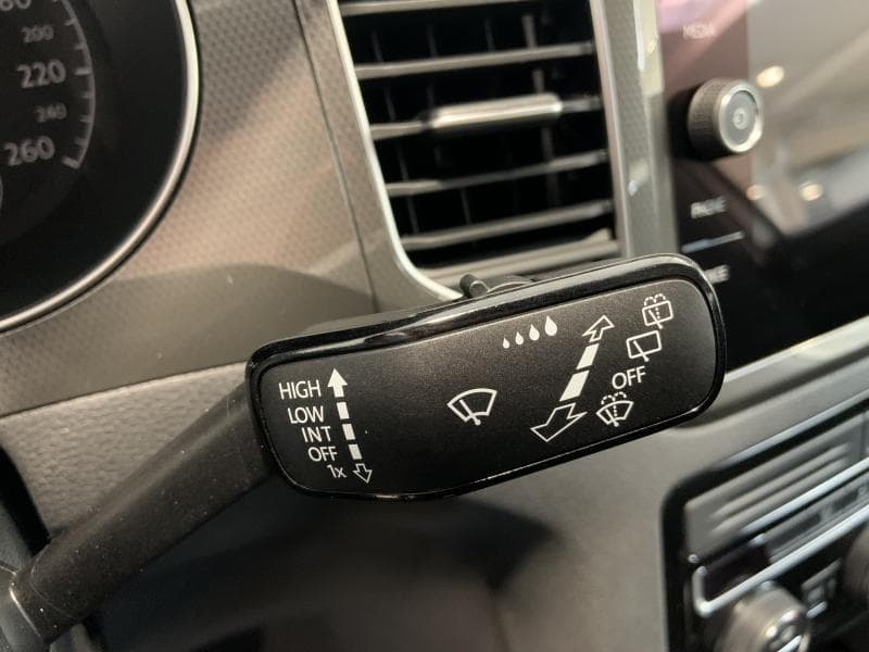 Volkswagen Golf Sportsvan Comfortline GPS - 17