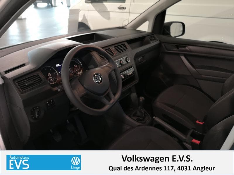 Volkswagen Caddy Fourgon - 8