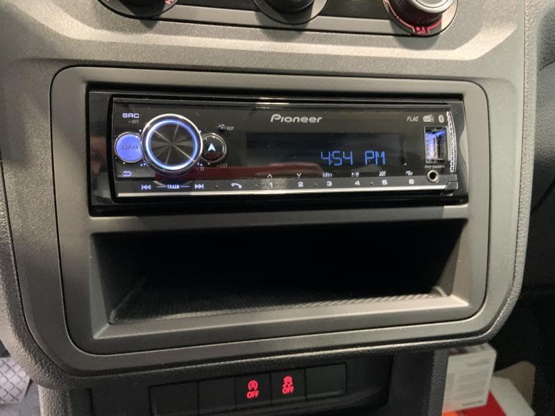 Volkswagen Caddy Fourgon MAXI DAB+/AC - 8