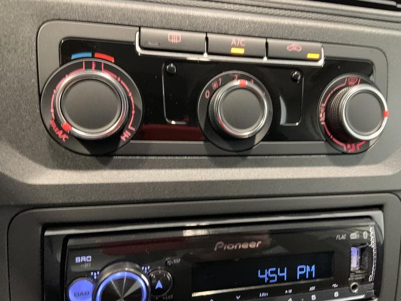 Volkswagen Caddy Fourgon MAXI DAB+/AC - 9