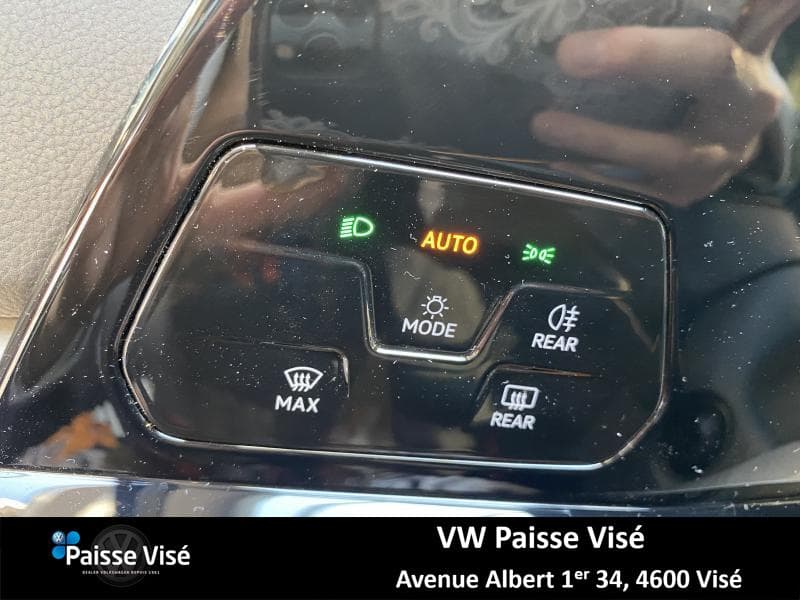 Volkswagen Golf LIFE - 19