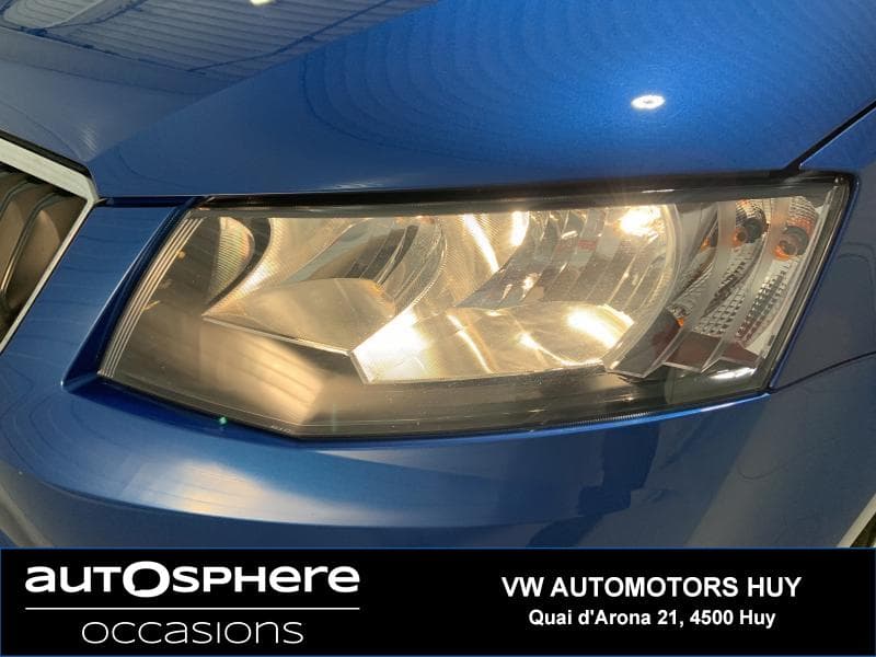 Skoda Octavia Ambition GPS - 4