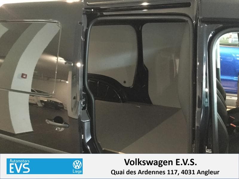 Volkswagen Caddy Fourgon - 7