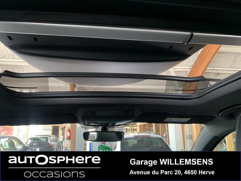 Skoda Karoq Sportline//PANO//LED - 14
