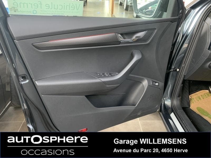 Skoda Karoq Sportline//PANO//LED - 15