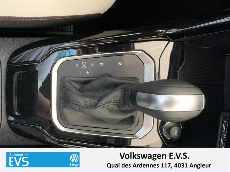 Volkswagen T-Roc Sport - 13