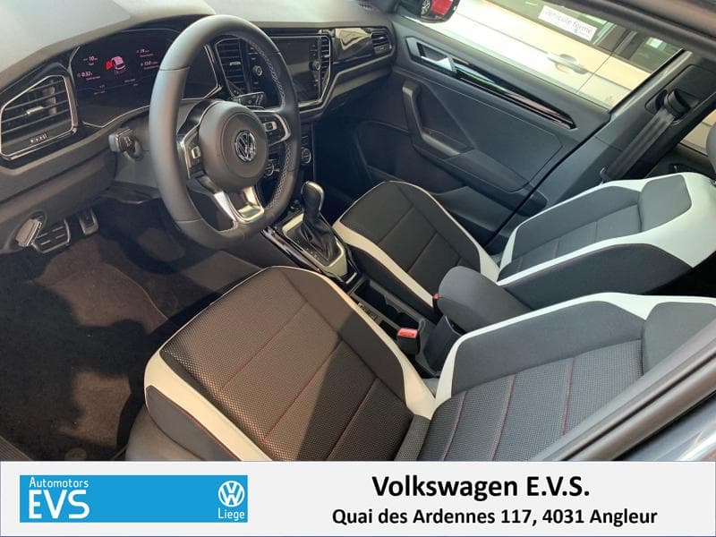 Volkswagen T-Roc Sport - 2