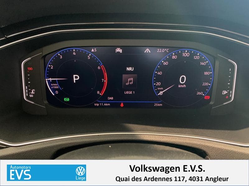 Volkswagen T-Roc Sport - 12