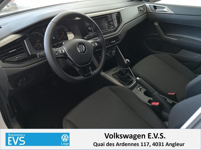 Volkswagen Polo VI Comfortline - 2