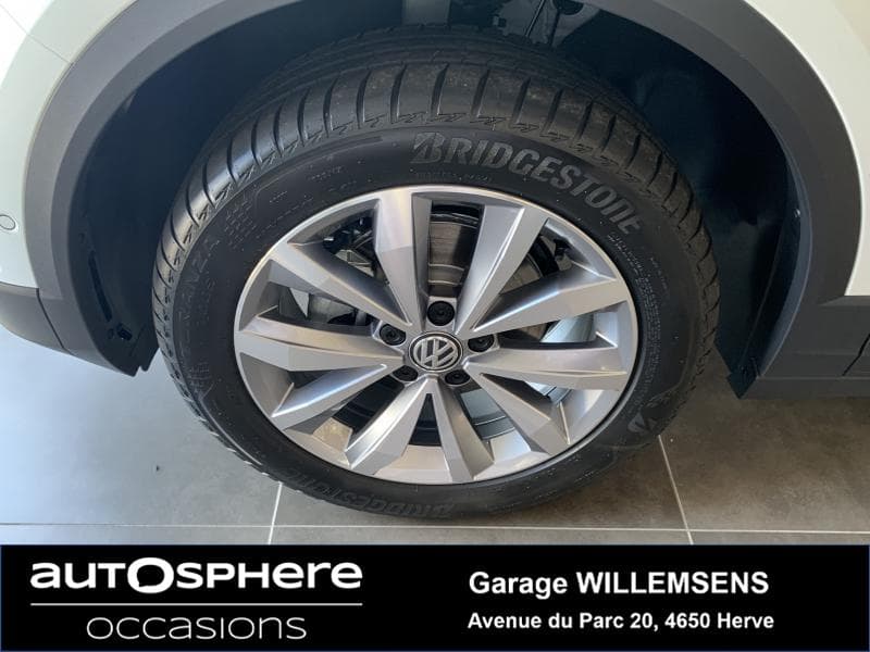 Volkswagen T-Roc STYLE//CAB//GPS - 23
