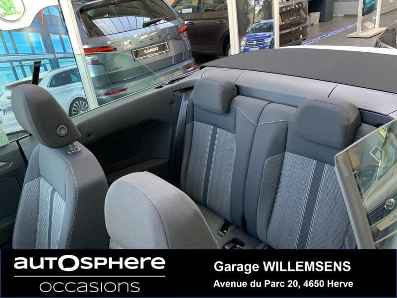 Volkswagen T-Roc STYLE//CAB//GPS - 21