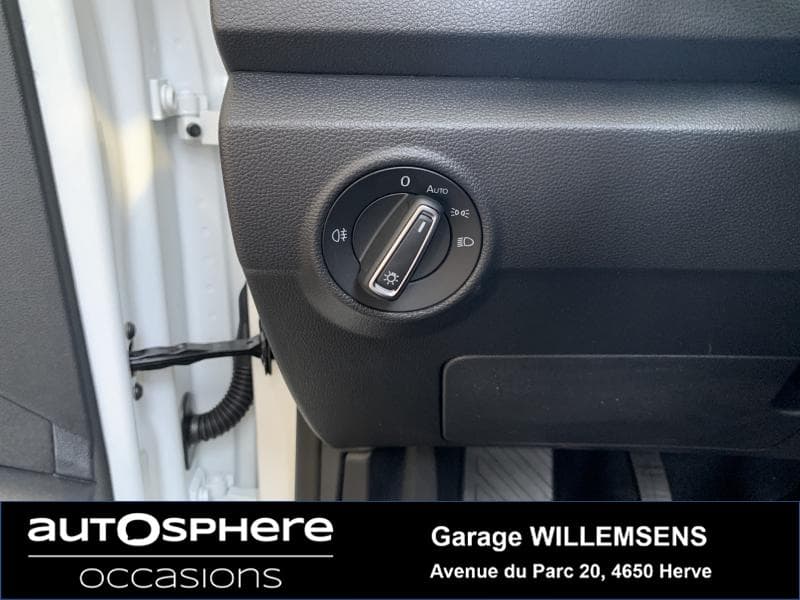 Volkswagen T-Roc STYLE//CAB//GPS - 16