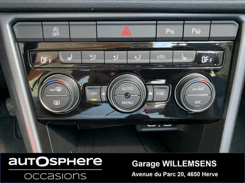 Volkswagen T-Roc STYLE//CAB//GPS - 17