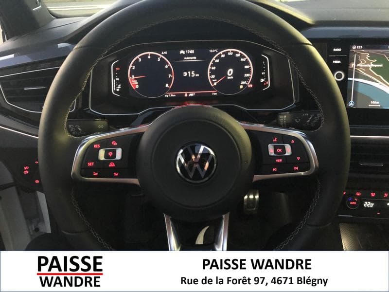 Volkswagen Polo Highline - 13