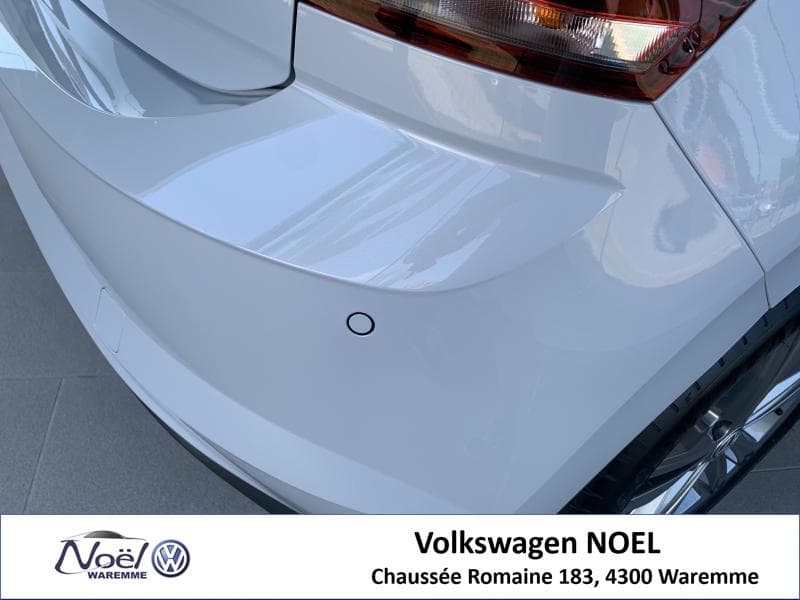 Volkswagen Polo VI Comfortline - 7