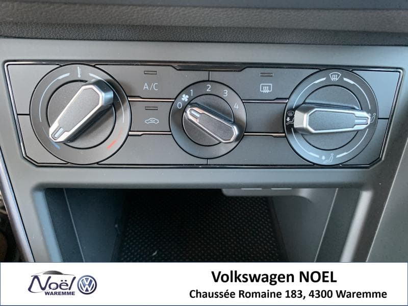 Volkswagen Polo VI Comfortline - 24