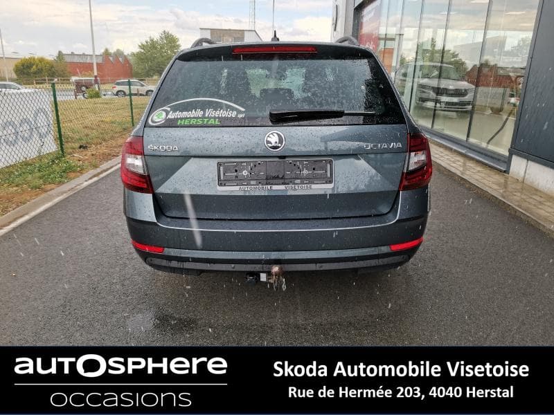 Skoda Octavia Ambition BT GPS - 5