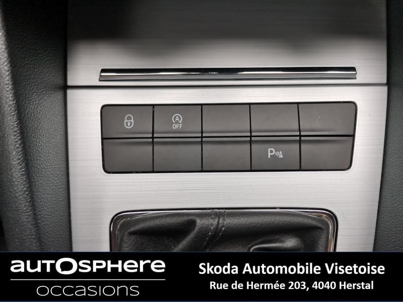 Skoda Octavia Ambition BT GPS - 15