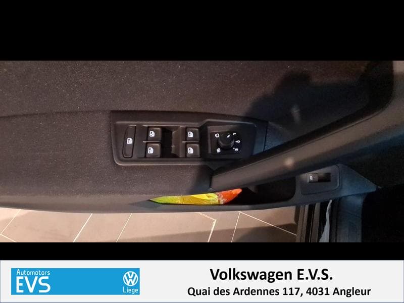 Volkswagen Tiguan Life - 11