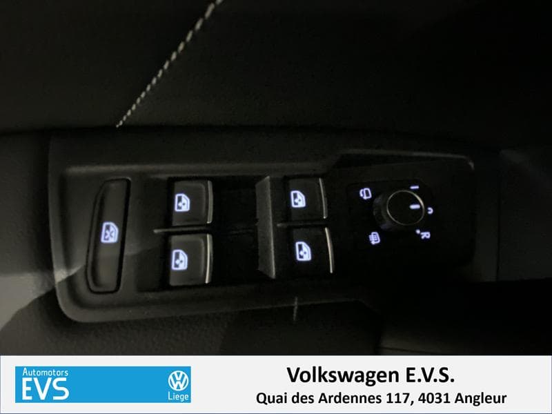 Volkswagen Tiguan Platinum - 14