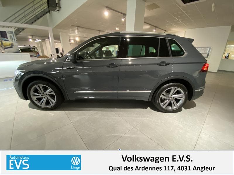Volkswagen Tiguan Platinum - 4