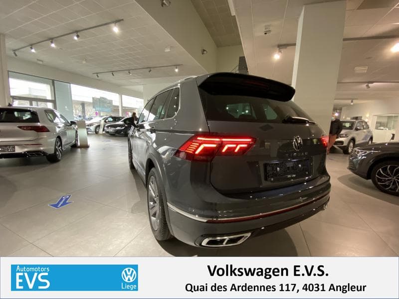 Volkswagen Tiguan Platinum - 3