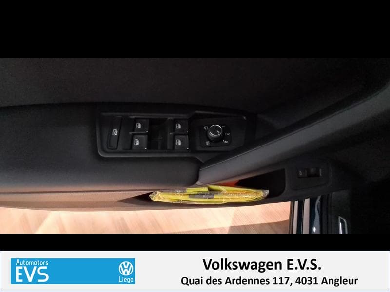 Volkswagen Tiguan Elegance - 12