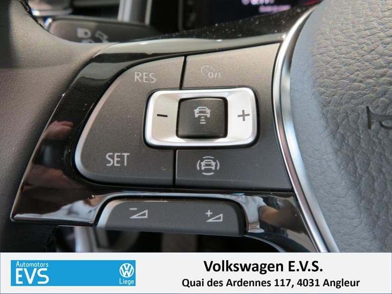 Volkswagen T-Roc Cabriolet Style - 22