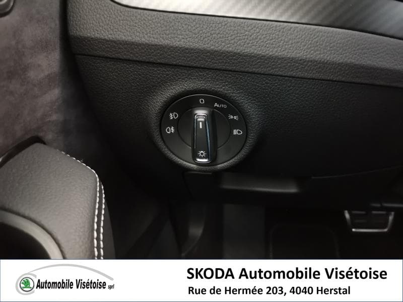 Skoda Superb SportLine iV - 11
