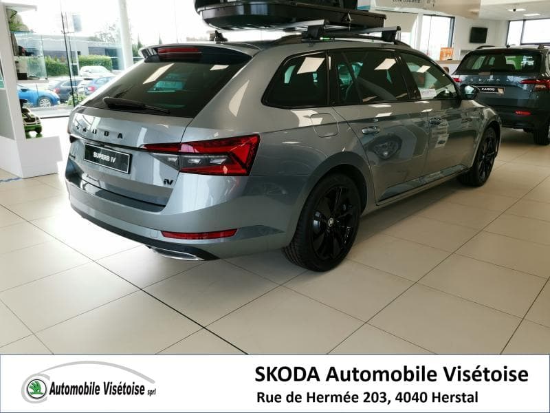 Skoda Superb SportLine iV - 4