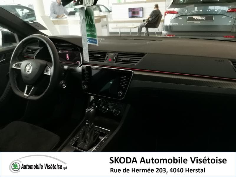 Skoda Superb SportLine iV - 8