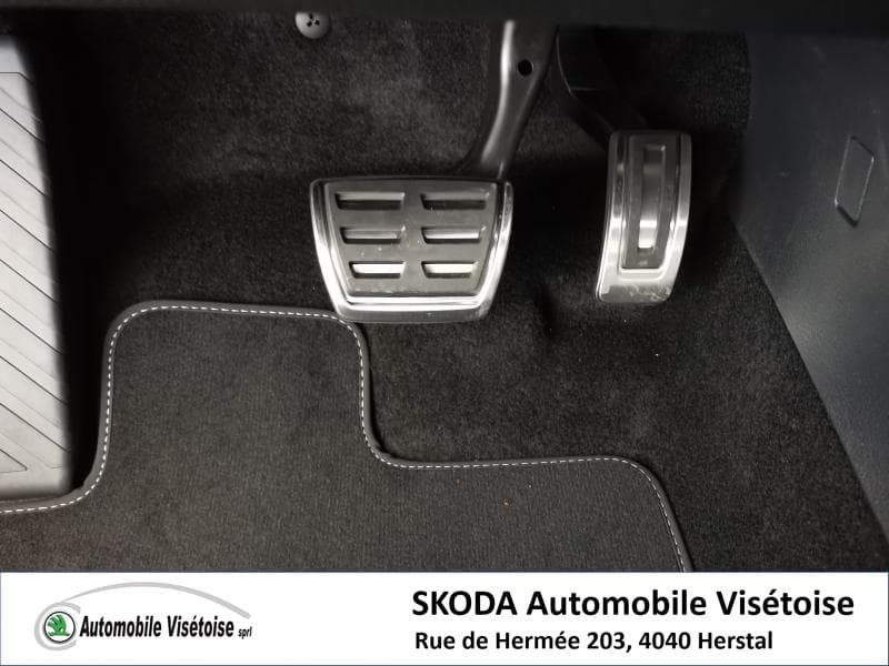 Skoda Superb SportLine iV - 18