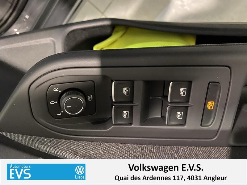 Volkswagen Golf life - 11