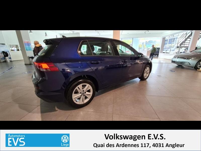 Volkswagen Golf Life - 3
