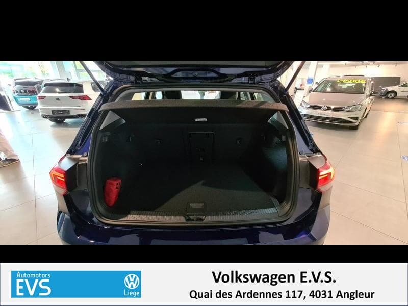 Volkswagen Golf Life - 21